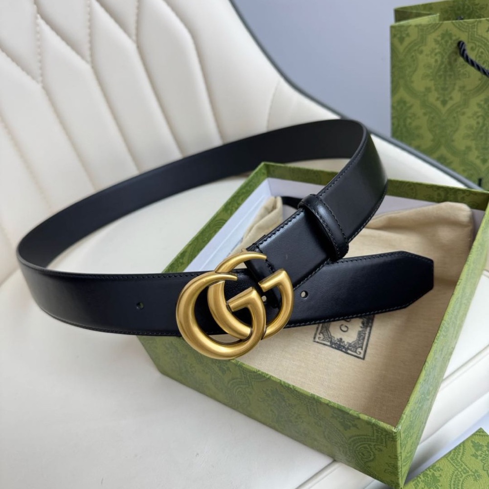 Authentic Like New Gucci GG Marmont Thin Black Leather Belt with Gold Buckle